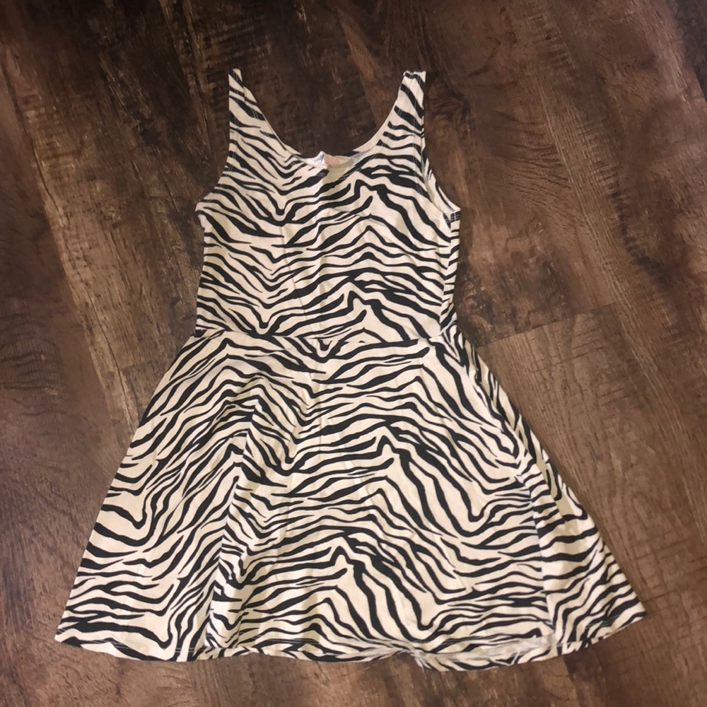 h&m  zebra print dress